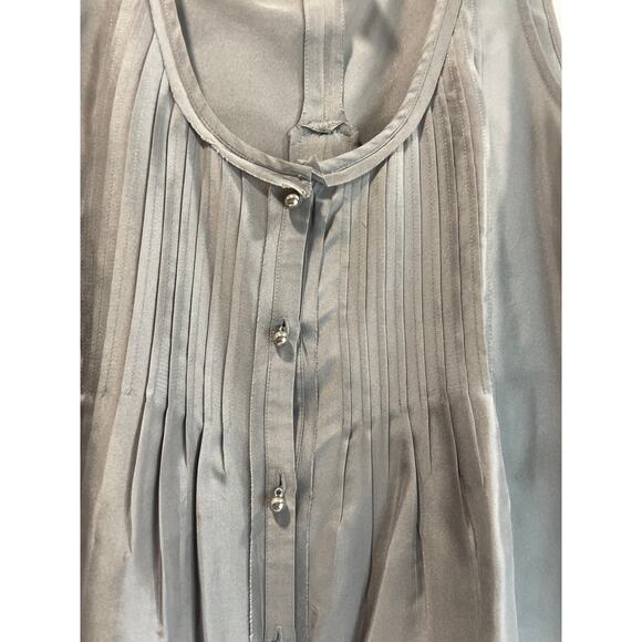 J.Crew Women’s Sleeveless Gray Top Button Front Scoop Neck Silver Buttons Size M - Picture 3 of 5
